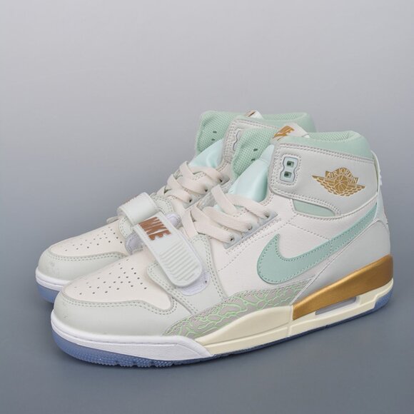 Air Jordan Legacy 312 'Sail Pistachio Frost'Sneaker - Picture 1 of 9